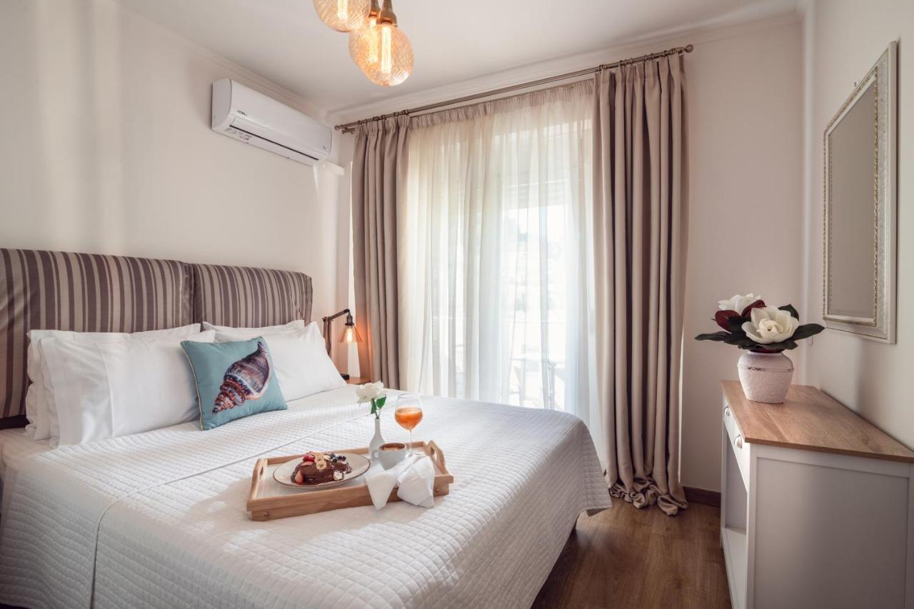 Maison Downtown Luxury Apartments! 자킨토스 타운 외부 사진