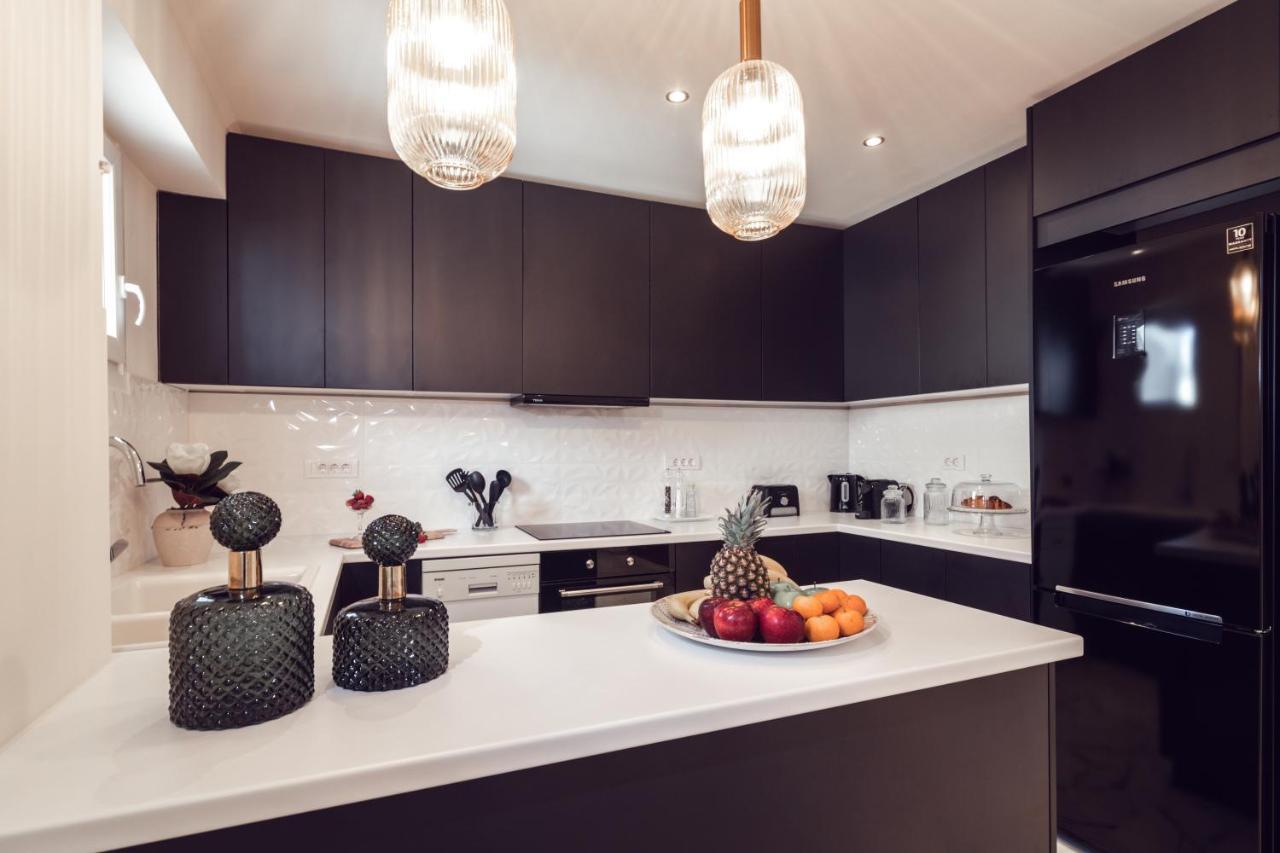 Maison Downtown Luxury Apartments! 자킨토스 타운 외부 사진