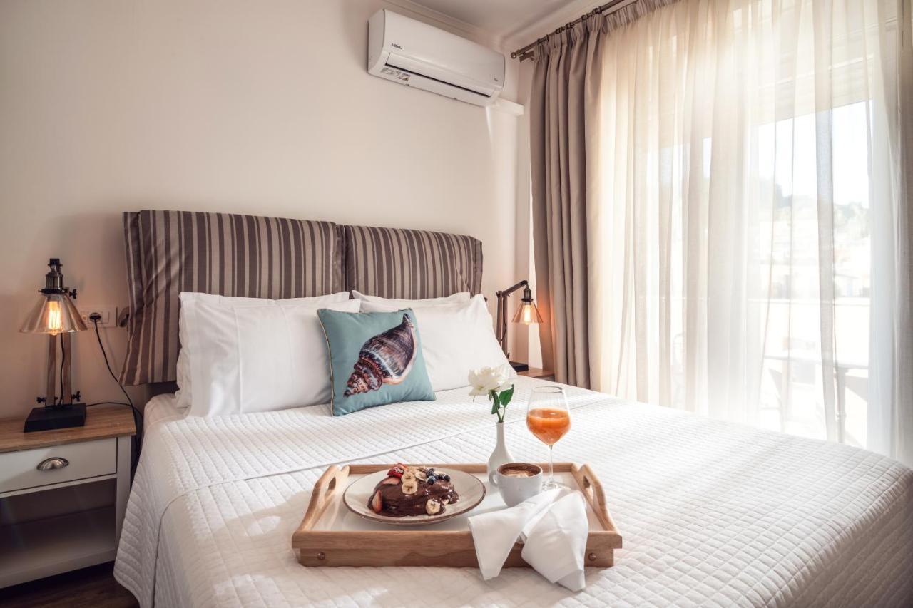Maison Downtown Luxury Apartments! 자킨토스 타운 외부 사진