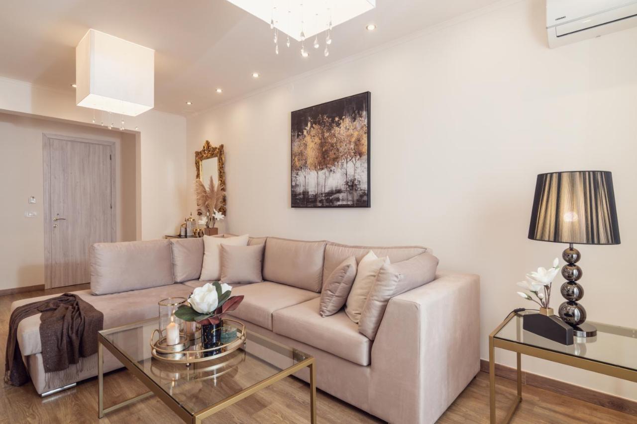 Maison Downtown Luxury Apartments! 자킨토스 타운 외부 사진