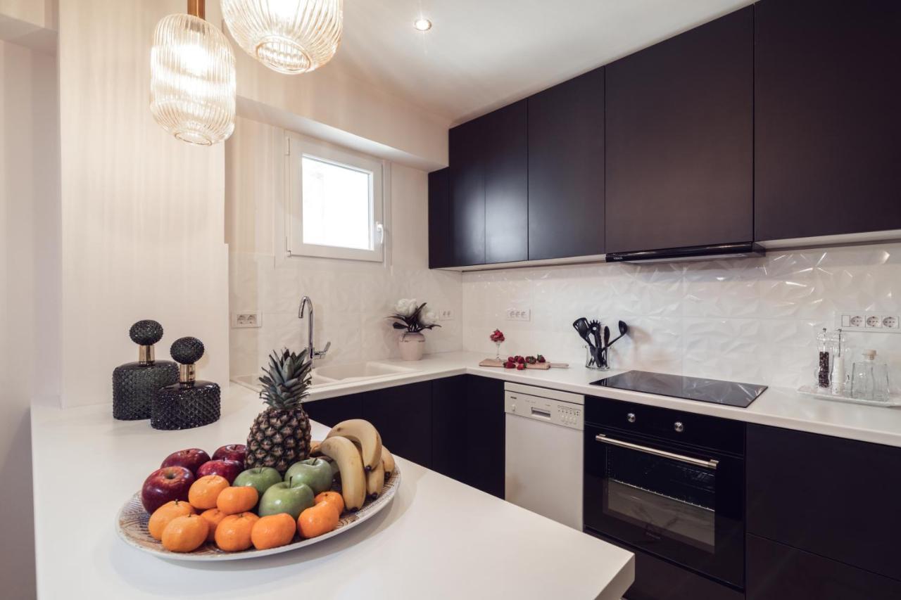 Maison Downtown Luxury Apartments! 자킨토스 타운 외부 사진